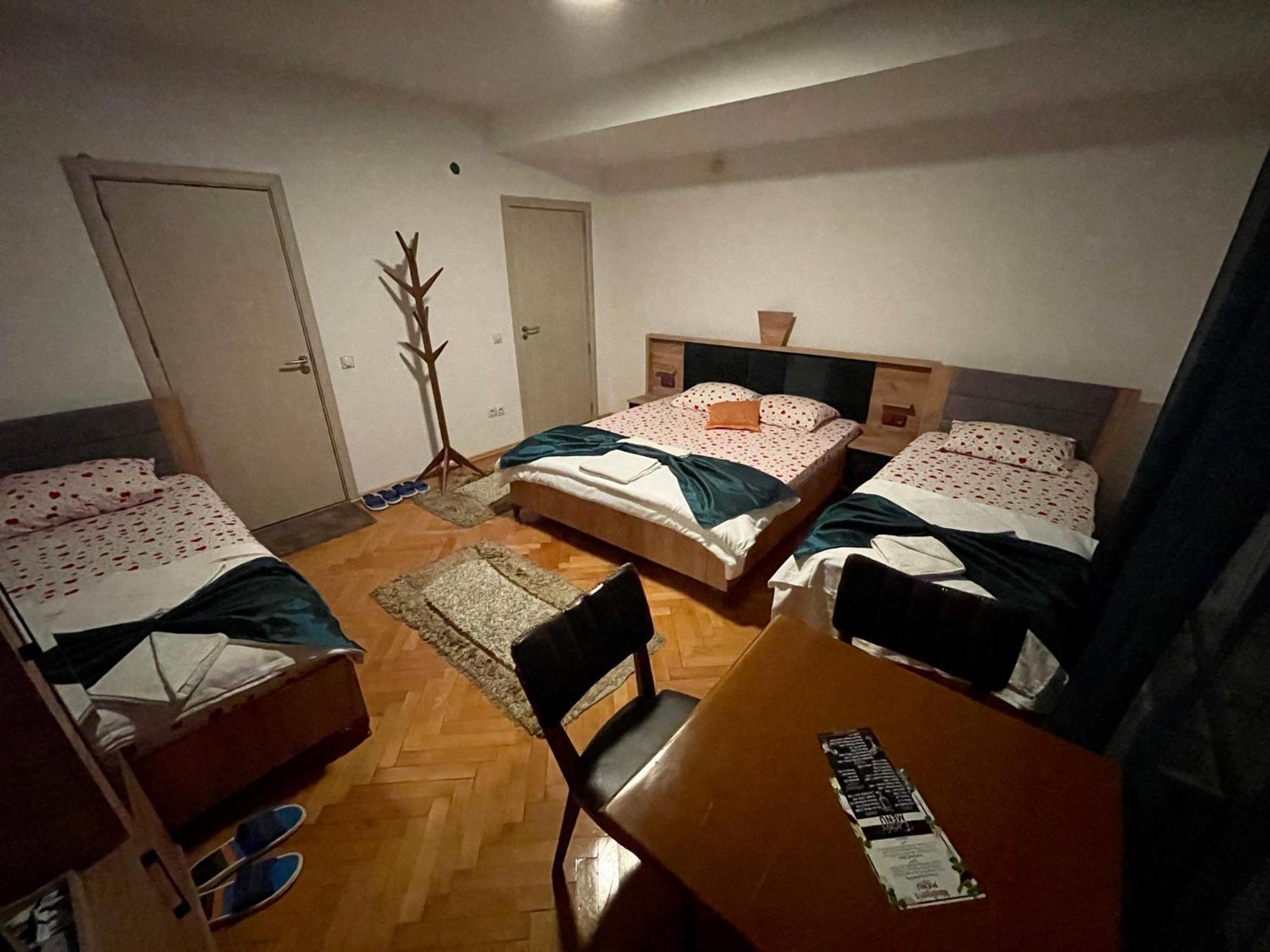 Madigan'S Hotel Kosovo Polje المظهر الخارجي الصورة