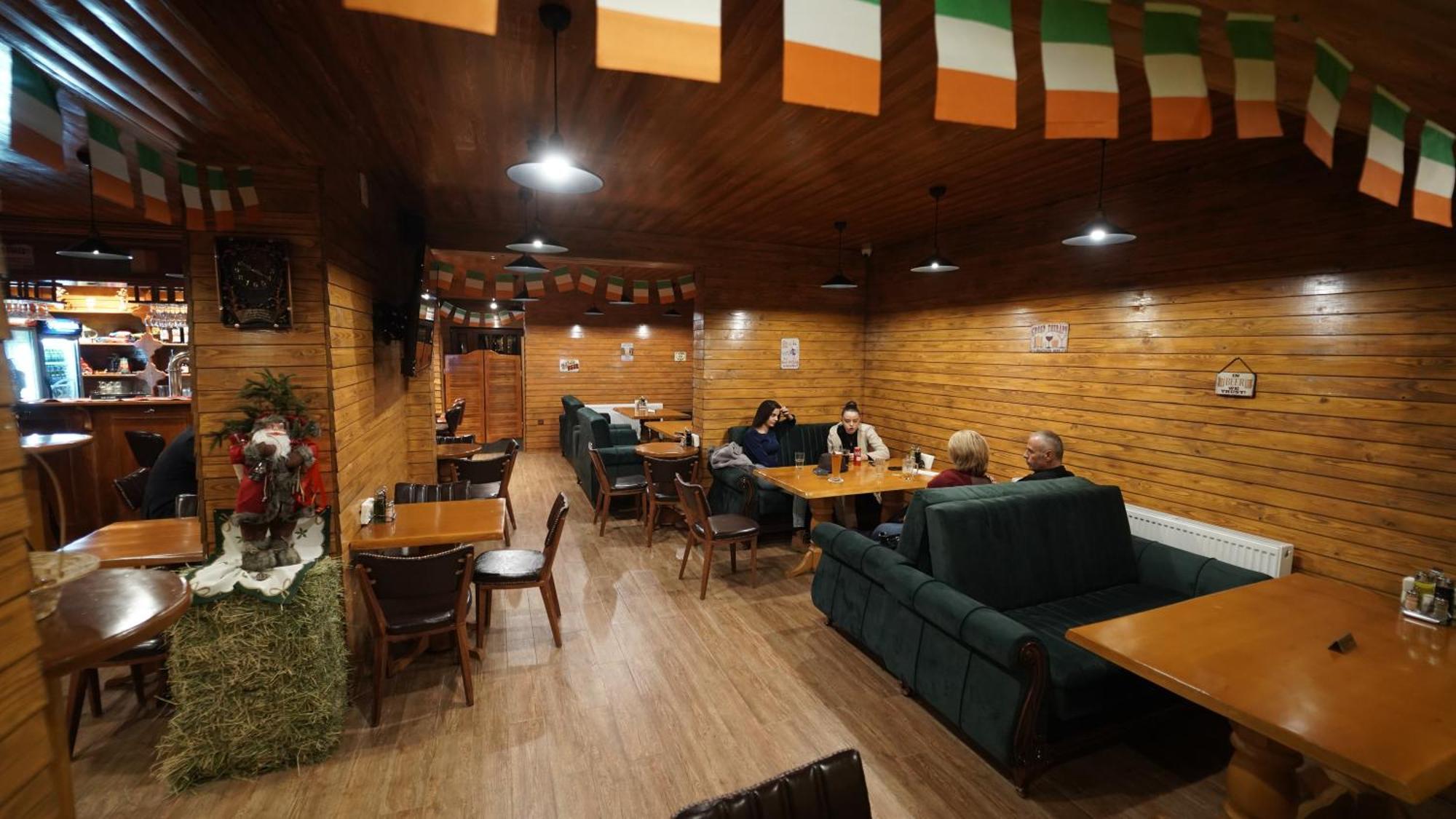 Madigan'S Hotel Kosovo Polje المظهر الخارجي الصورة